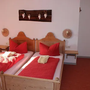 Hotel Schlossgasthof Strasser, Zusmarshausen